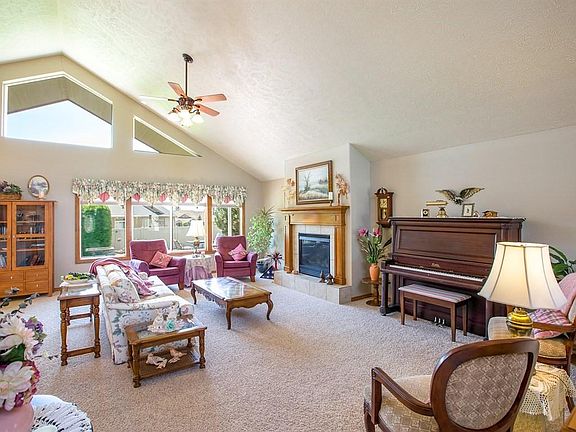 5th image of 6909 W Iroquois Dr