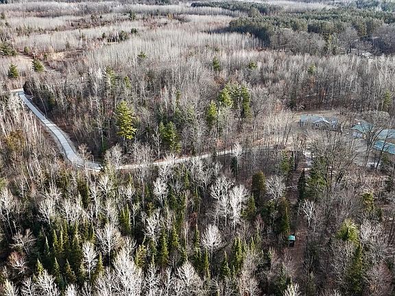 2nd image of 5717 Maple Ridge Rd