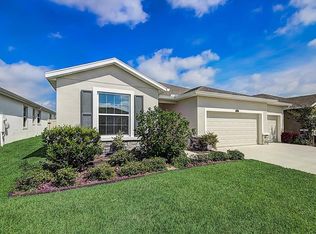 1717 Bering Rd, Wesley Chapel, FL 33543