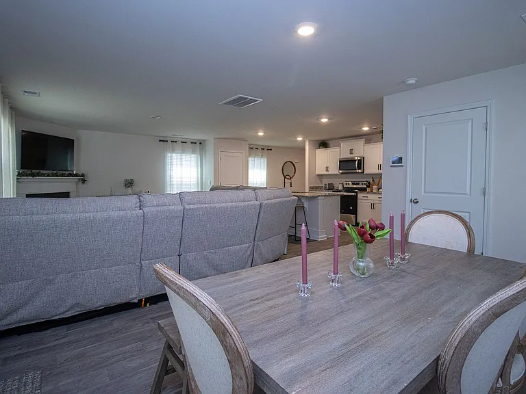 2034 Elmridge Rd — Photo 15