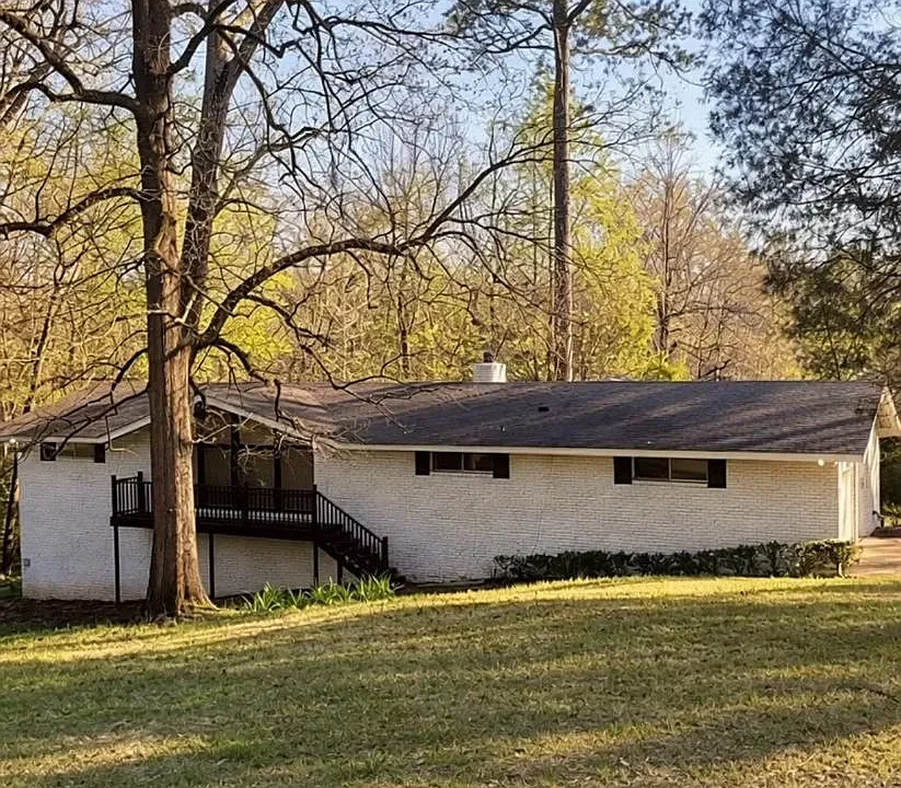 323 Forrest Glen Rd