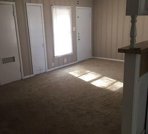 5th image of 902 Westridge Dr