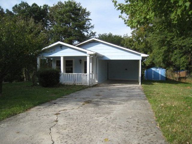 2nd image of 214 Overland Trl NW