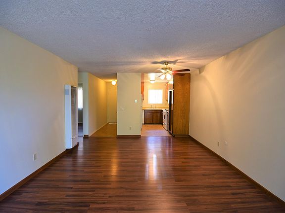 3rd image of 518 E Cypress St APT 3