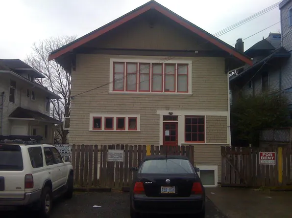 5018 15th Ave NE, Seattle, WA 98105