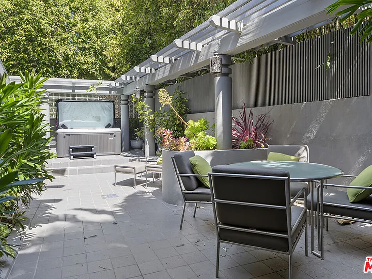 31833 Sea Level Dr — Photo 25