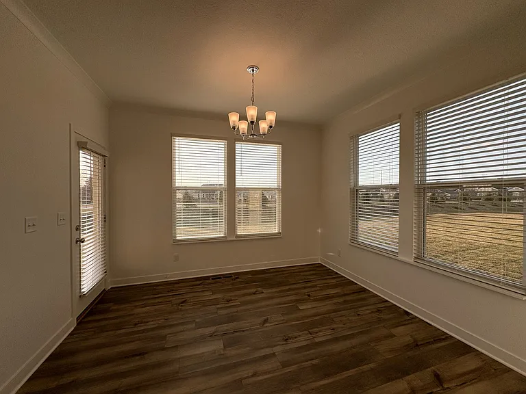11724 Aubrey Ln — Photo 20