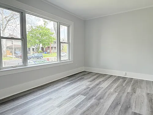 1165 Howard Ave Photo 1