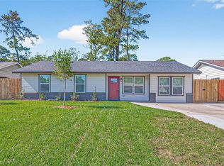 10531 Royal Oaks Dr, Houston, TX 77016