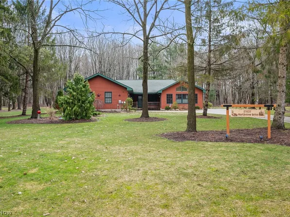 17627 Northview Dr, Chagrin Falls, OH 44023