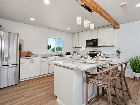 5th image of 180 Hoomoku St