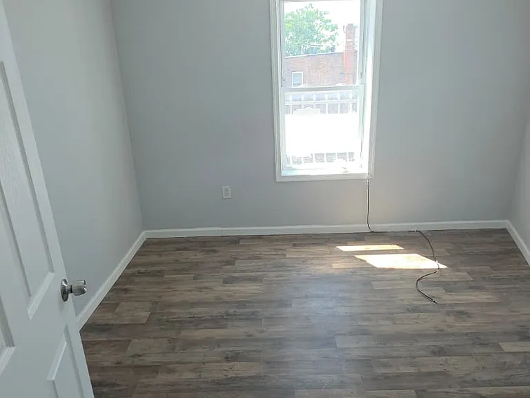314 Market St #9 — Photo 5
