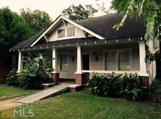 216 E Poplar St, Griffin, GA 30224