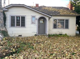 610 NW 4th St #A, Grants Pass, OR 97526