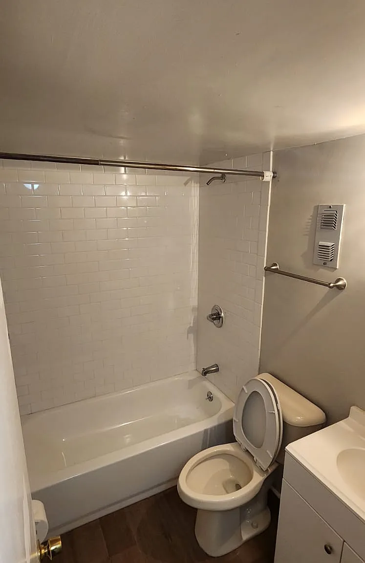 1 bed, 600 sqft, $1,200 — Photo 4