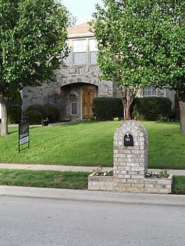 1st image of 738 Texas Oak Trl