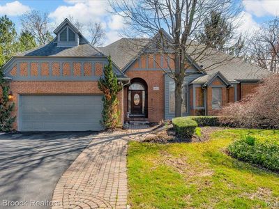 11633 Lorenz Way, Plymouth, MI, 48170