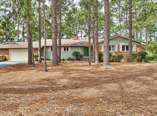6 Sandpiper Dr, Whispering Pines, NC 28327