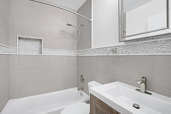 Rented by Compass | media 6