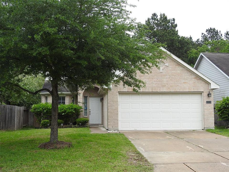 1st image of 22218 Queenbury Hills Dr