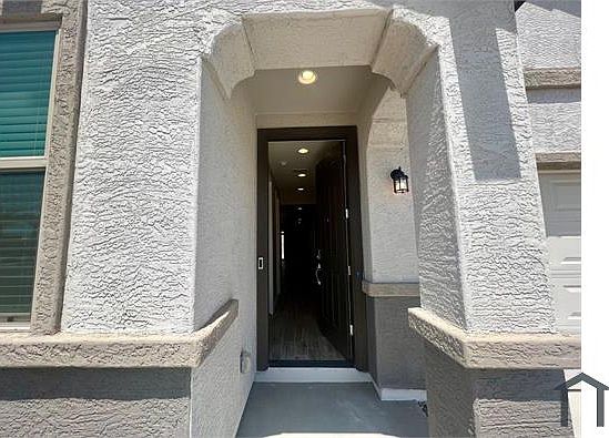 2nd image of 5746 W Jones Ave