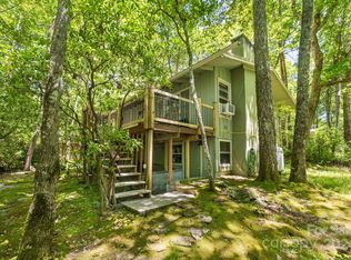 320 Wolf Ridge Rd, Lake Toxaway, NC 28747