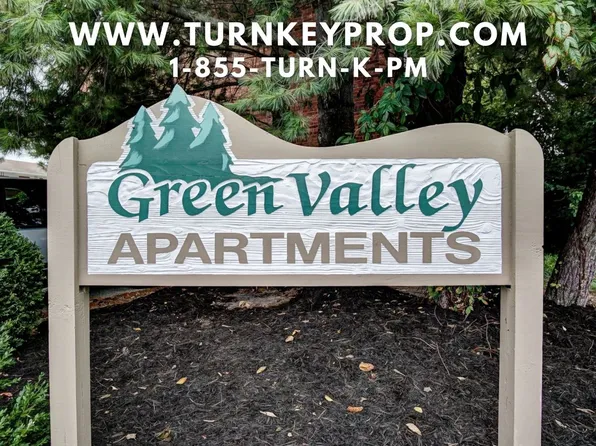 315 Green Valley Dr APT 62, Mount Vernon, IN 47620