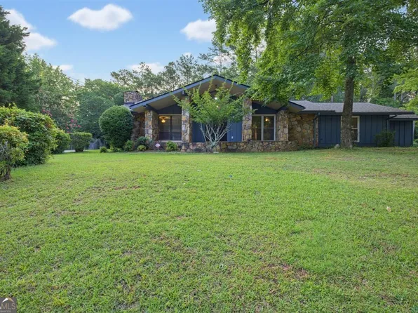 2544 Highland Dr SE, Conyers, GA 30013