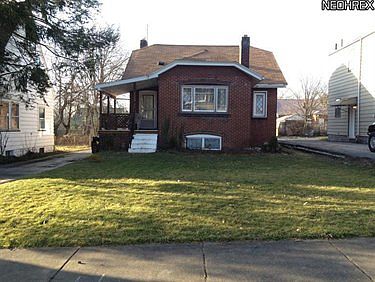 2nd image of 914 Lanterman Ave