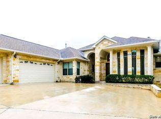 210 Crescent Ln, Bulverde, TX 78163