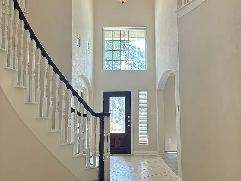 14207 Parable Ln — Photo 4