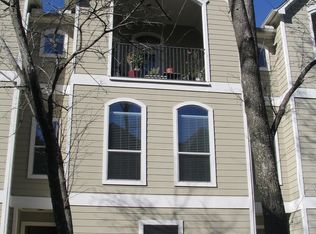 1736 Bevis St, Houston, TX 77008