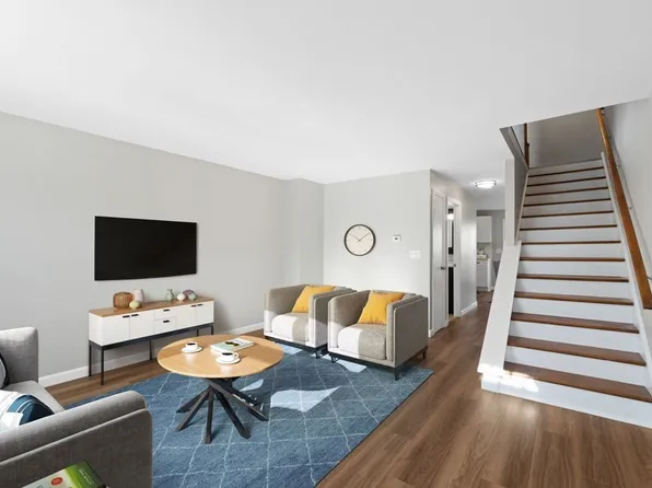 172 Argol St #172, Pawtucket, RI 02860