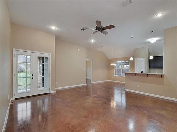 3rd image of 103 River Park Dr
