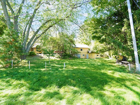 5th image of 1717 Pennoyer Ave