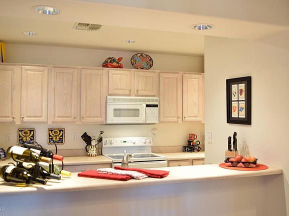 4th image of 14032 N Brunswick Dr #2