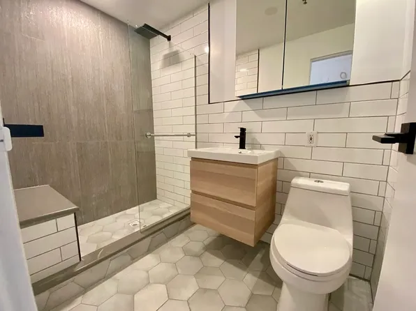 170 Tillary Street image 2 of 8