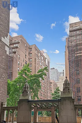 Sold by Tudor Realty | media 16