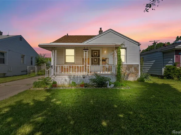 13632 Pearl St, Southgate, MI 48195