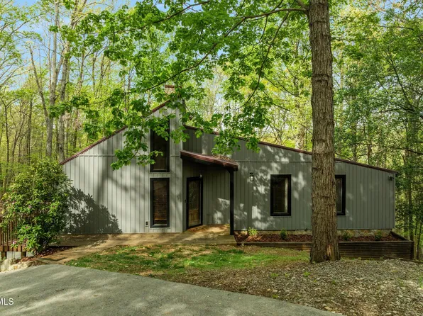 704 Stuffle St, Kingsport, TN 37660