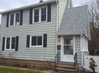 77 Cragg Rd, Rochester, NY 14616