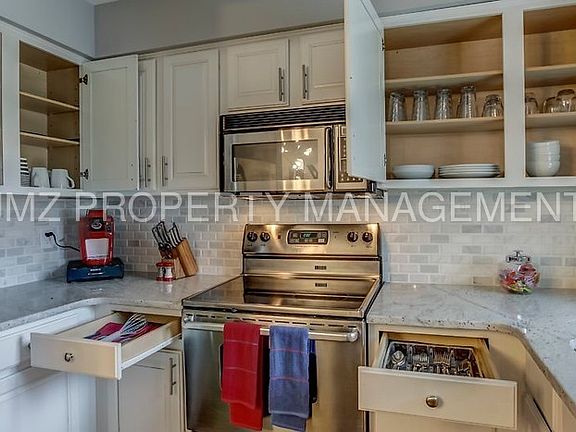 4th image of 327 W Lincoln Ave #1