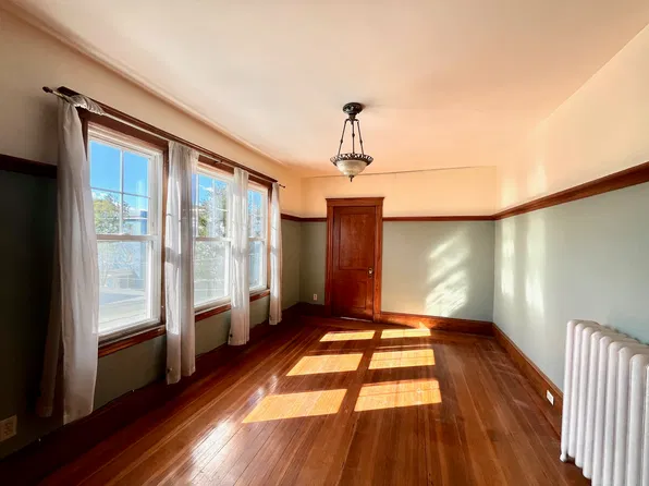 18 Magnus Ave #3, Somerville, MA 02143