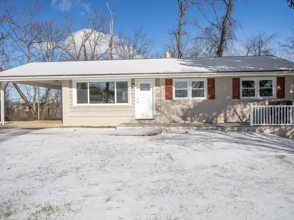 313 Corbin Cir NW, Roanoke, VA 24017