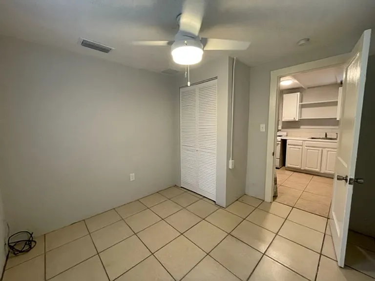 714 NW 8th St — Photo 13