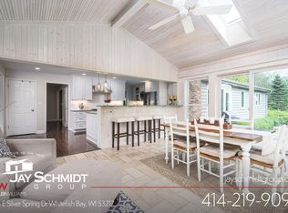 10223 N Range Line Ct, Mequon, WI 53092