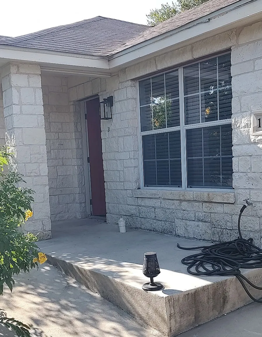 3 bed, 1215 sqft, $1,475 — Photo 2