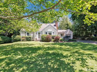 42 Bayberry Road, Fairfield, CT 06825