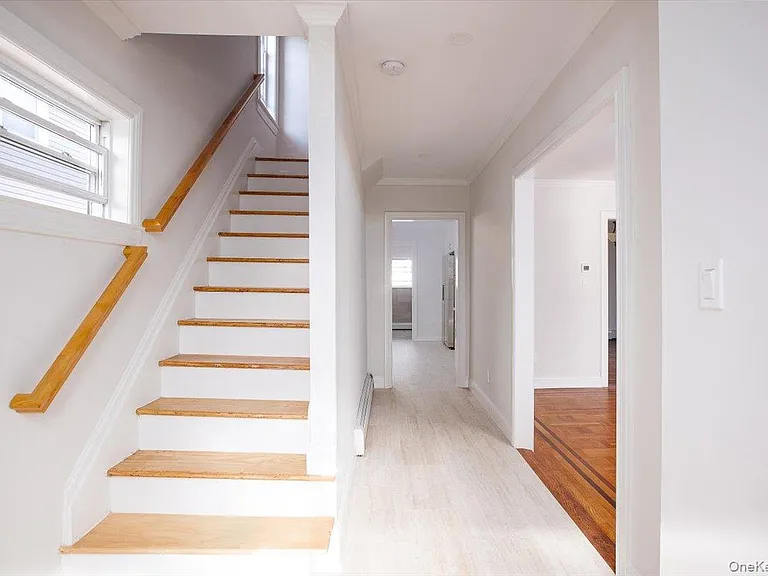 310 Columbus Pkwy — Photo 5