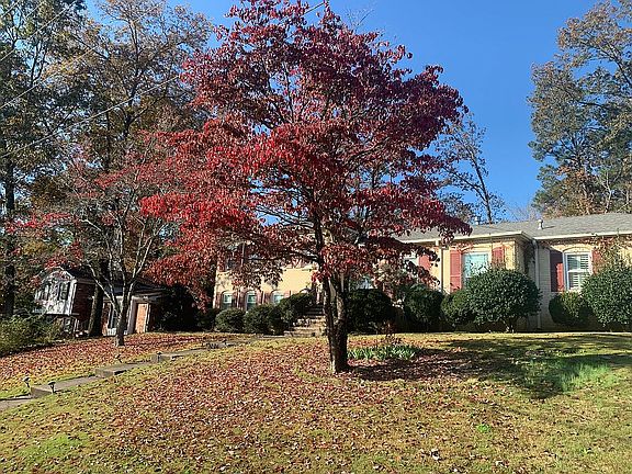 2nd image of 718 Staffordshire Dr